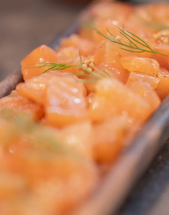 Gravlax de saumon de Cherbourg, spécialité maison du restaurant L'Ître